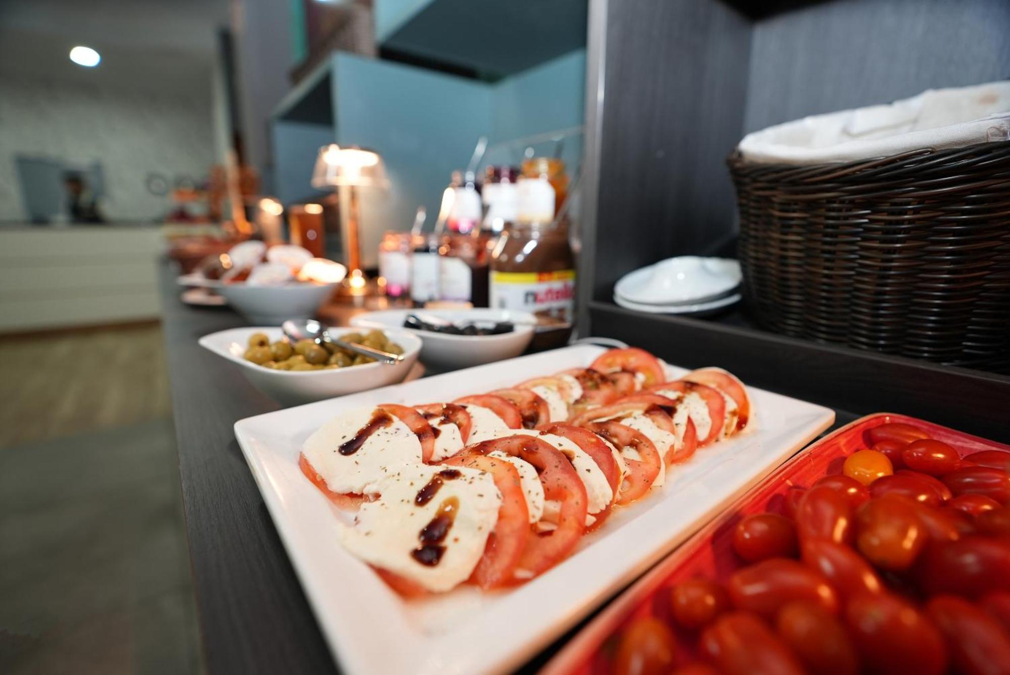Hotel Attache An Der Messe Frankfurt am Main Ngoại thất bức ảnh