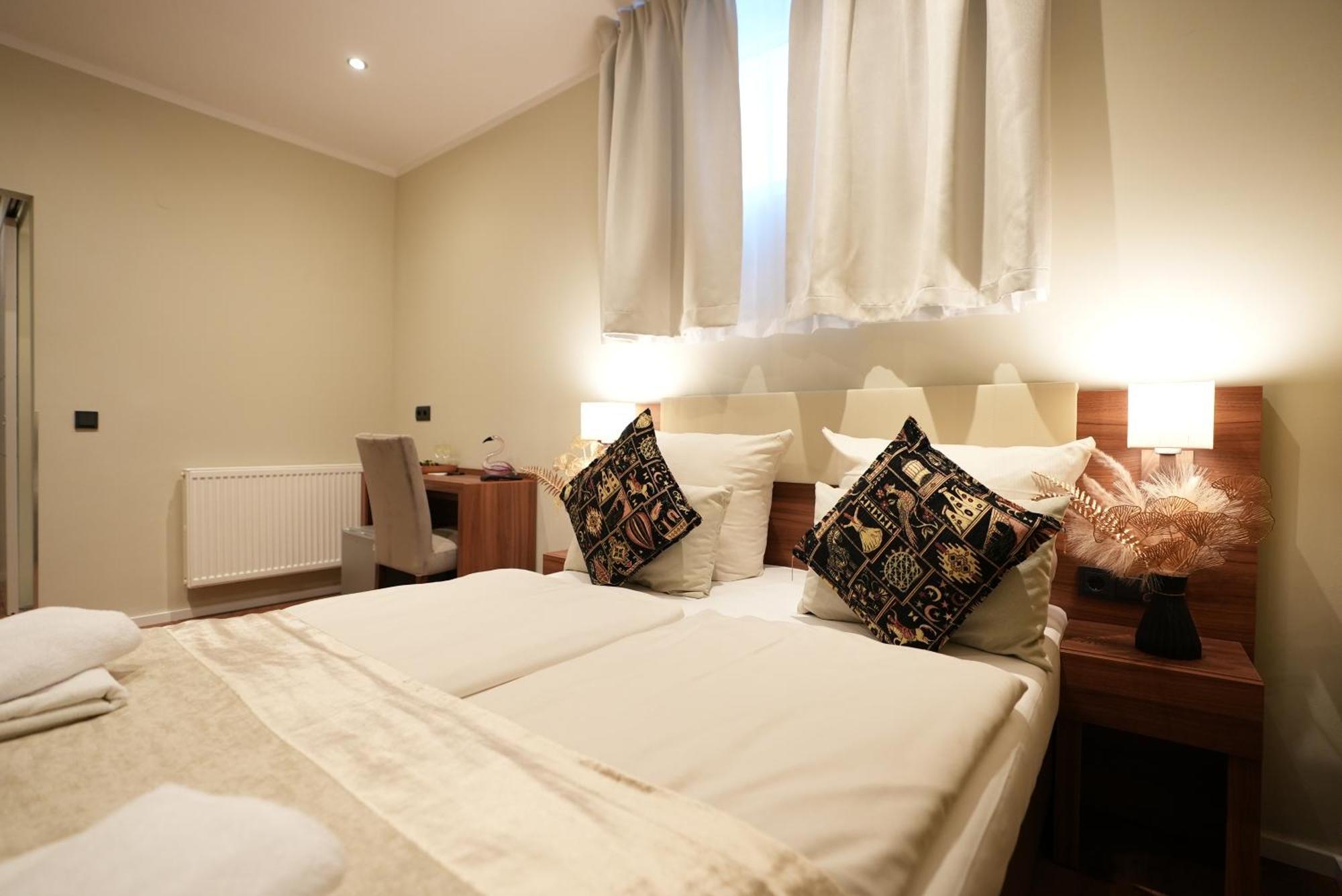 Hotel Attache An Der Messe Frankfurt am Main Ngoại thất bức ảnh