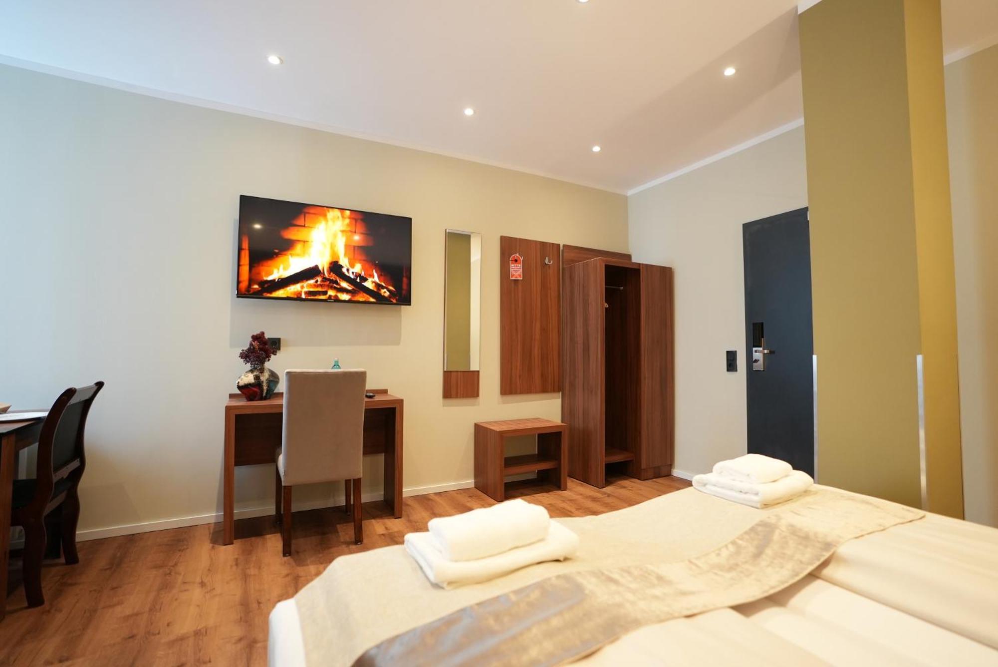 Hotel Attache An Der Messe Frankfurt am Main Ngoại thất bức ảnh