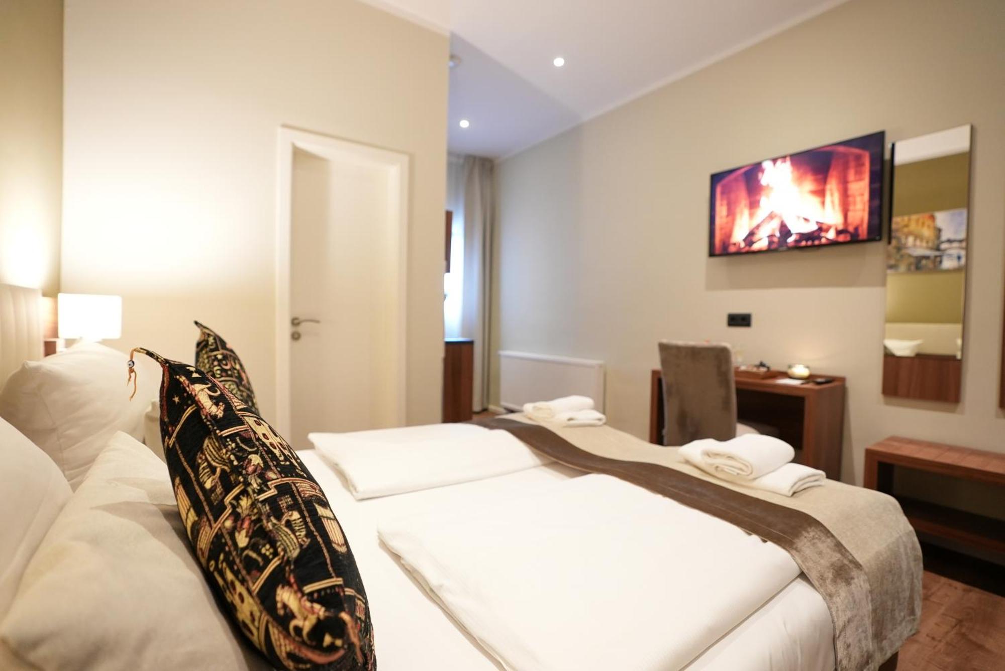 Hotel Attache An Der Messe Frankfurt am Main Ngoại thất bức ảnh