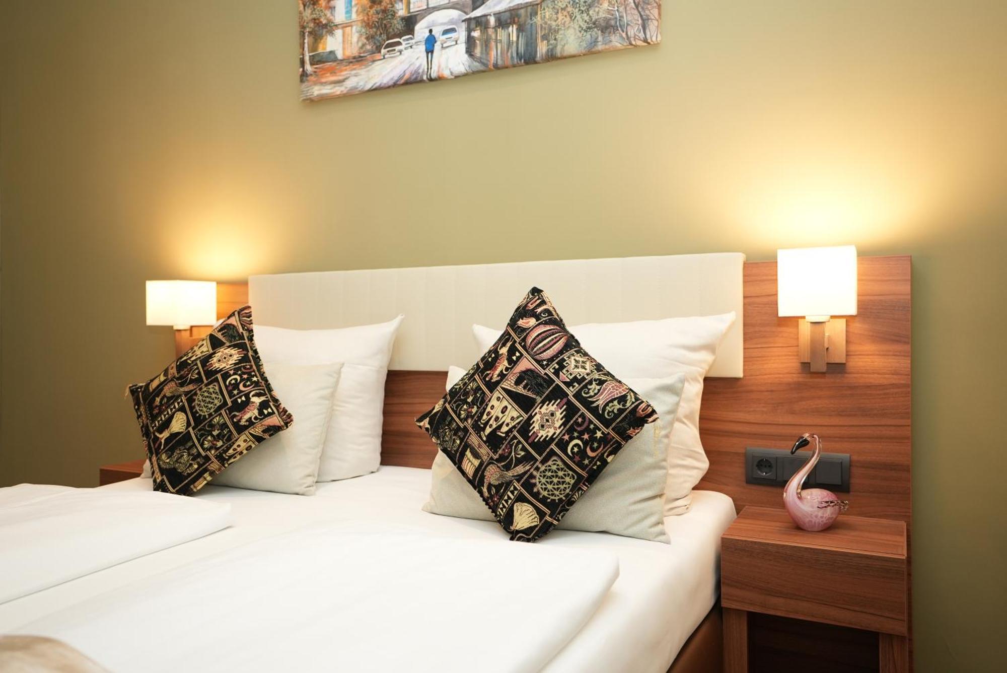 Hotel Attache An Der Messe Frankfurt am Main Ngoại thất bức ảnh