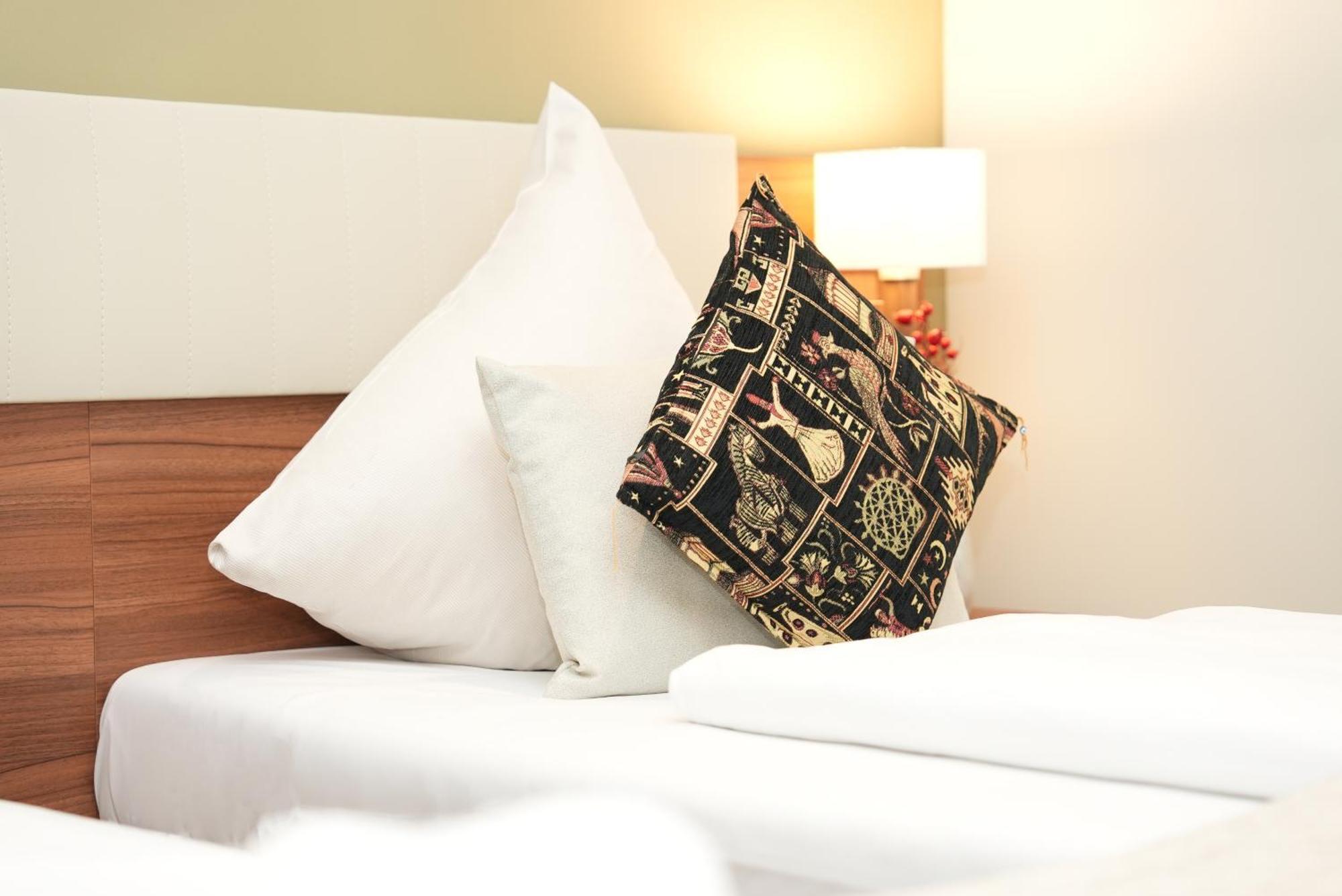 Hotel Attache An Der Messe Frankfurt am Main Ngoại thất bức ảnh
